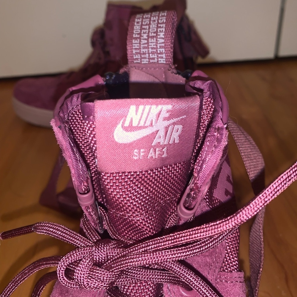 Women’s Nike high top air SFAF1 - Picture 6 of 9
